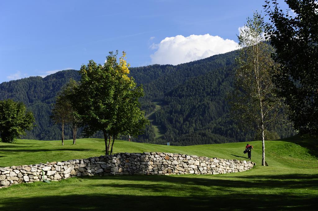 Majestic Hotel & Spa Resort Brunico Exterior photo